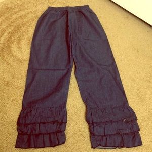 Boutique ruffle pants. EUC smoke/pet free